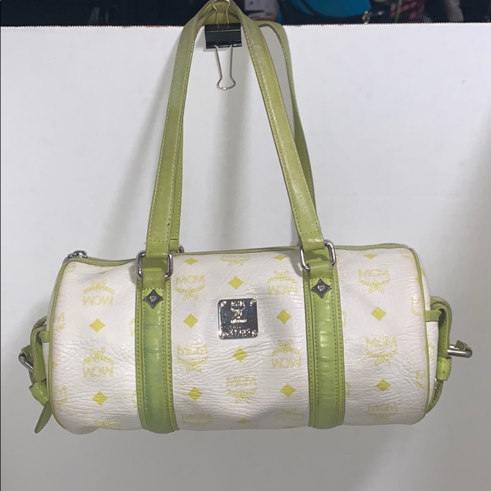 MCM Papillon